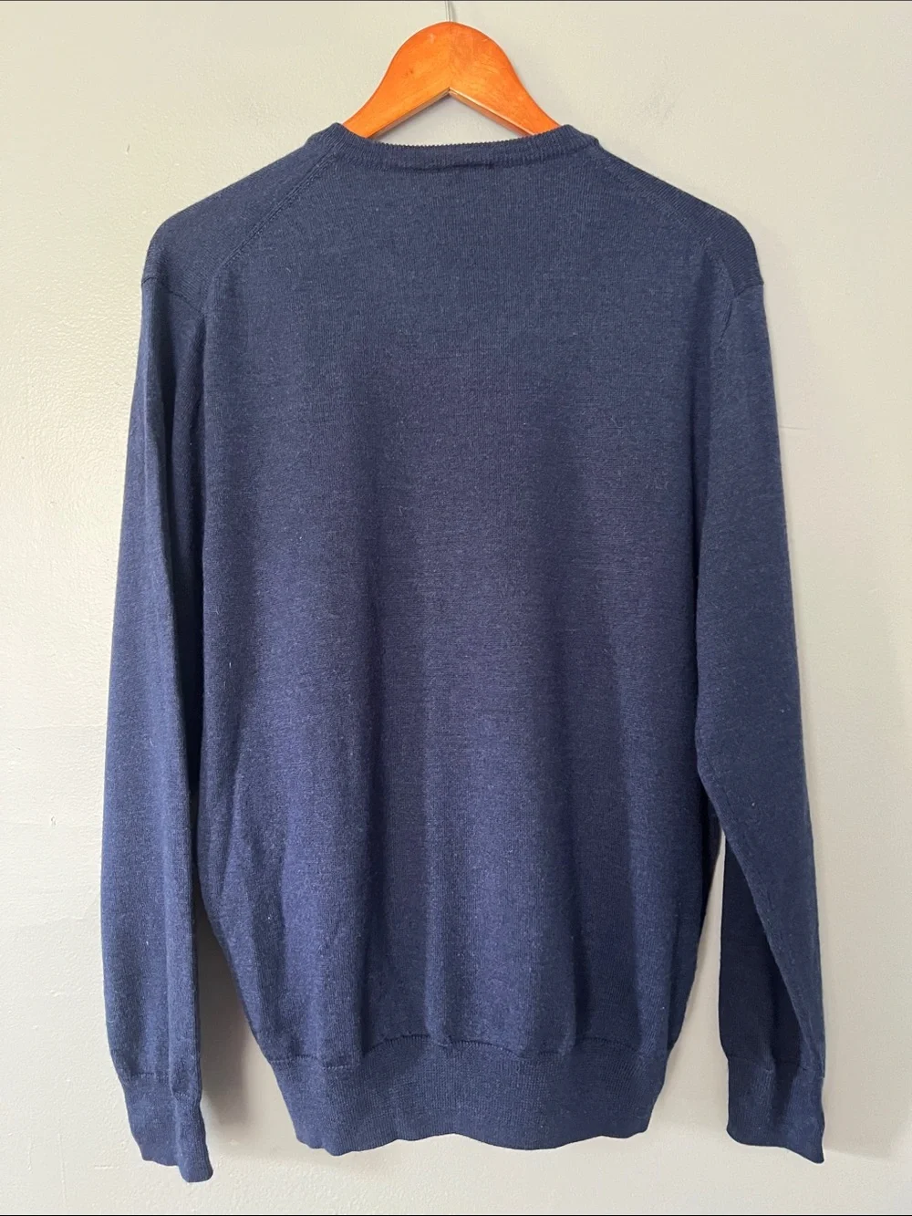 Jos. A. Bank Men's Navy V-Neck Sweater